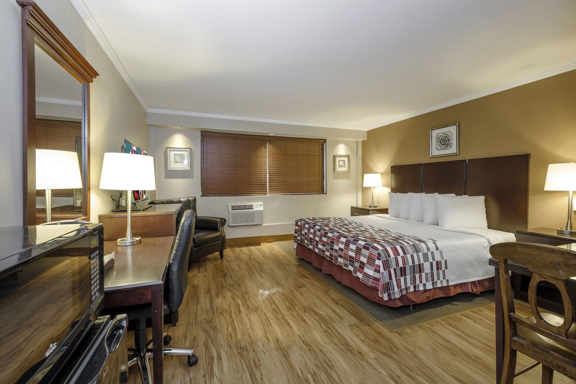 Red Roof Inn And Suites Herkimer Екстер'єр фото